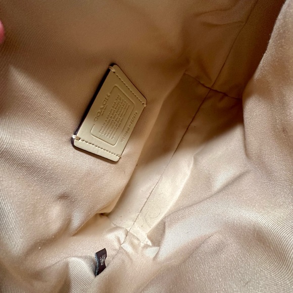 COACH PURSE - Mini Kelsey Legacy - Picture 4 of 5